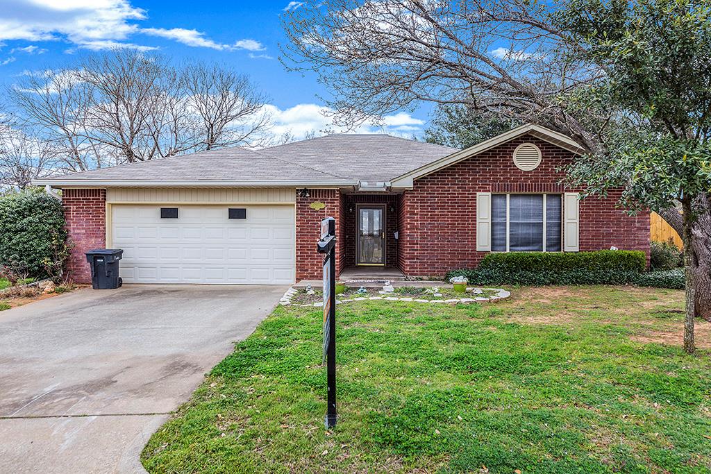 Sold by Savannah Sikes: 1003 Henrietta St, Fredericksburg TX