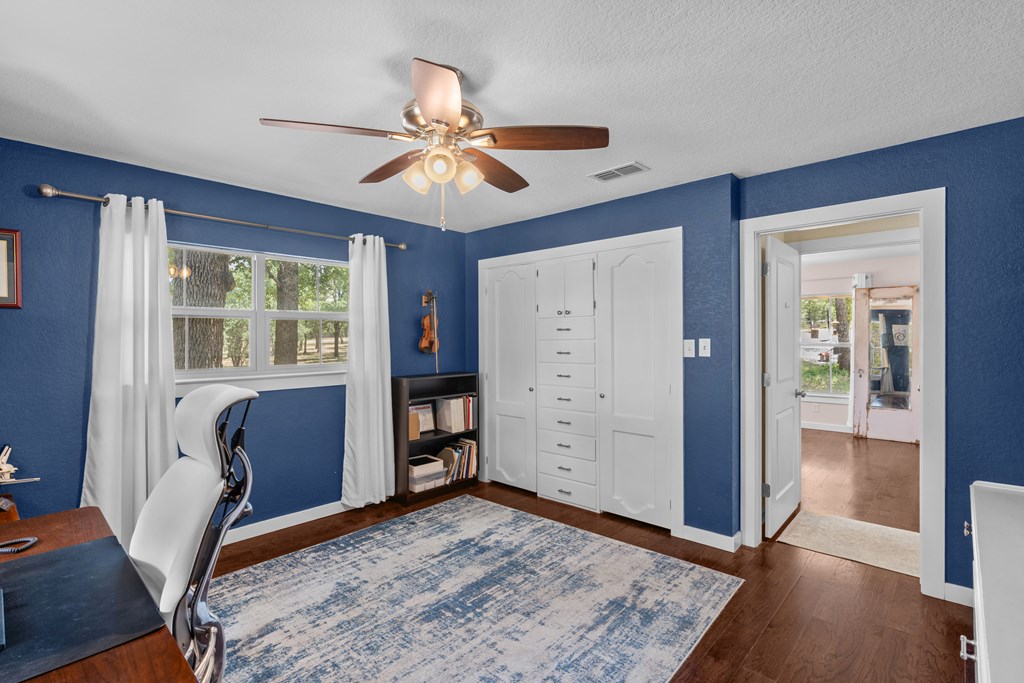 111 Wilderness Dr, Fredericksburg TX home for sale - Savannah Sikes, Fredericksburg REALTOR - photo 13