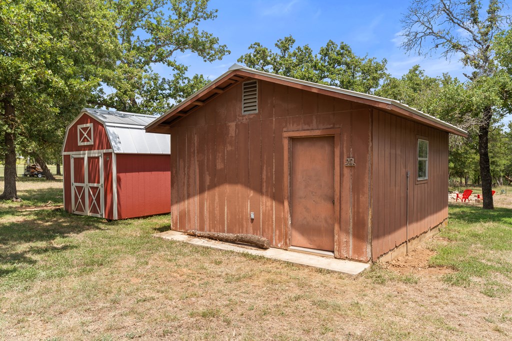 111 Wilderness Dr, Fredericksburg TX home for sale - Savannah Sikes, Fredericksburg REALTOR - photo 17