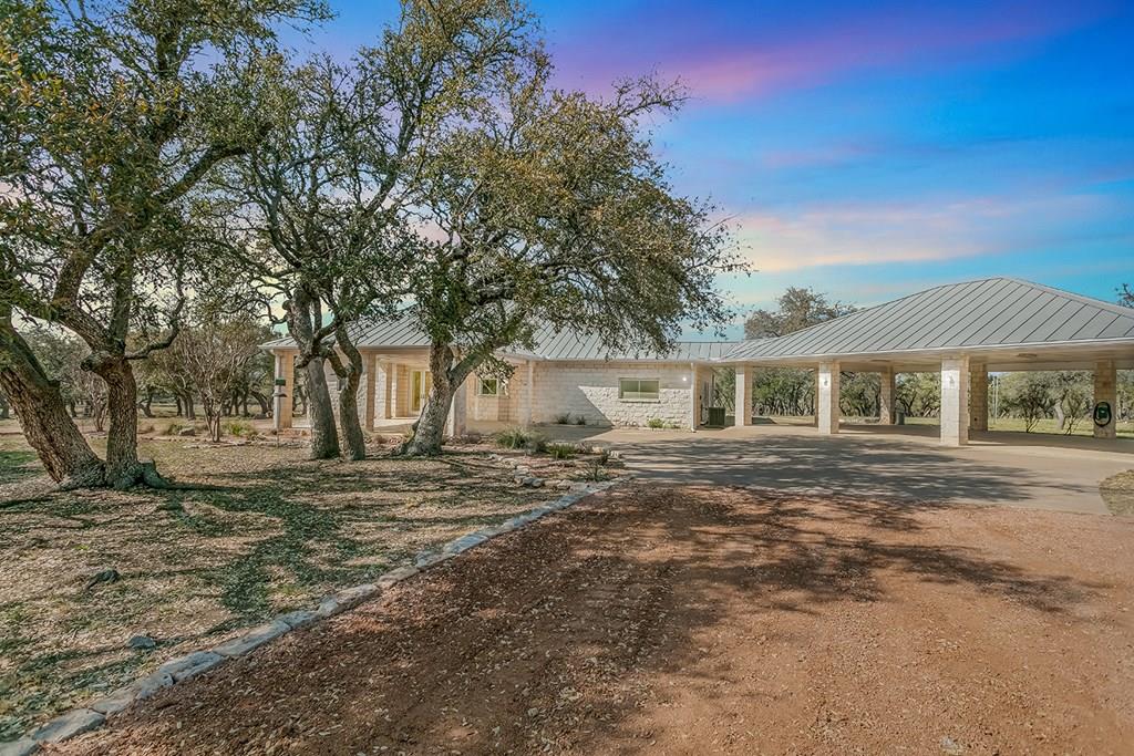 20400 FM 2093, Fredericksburg Texas