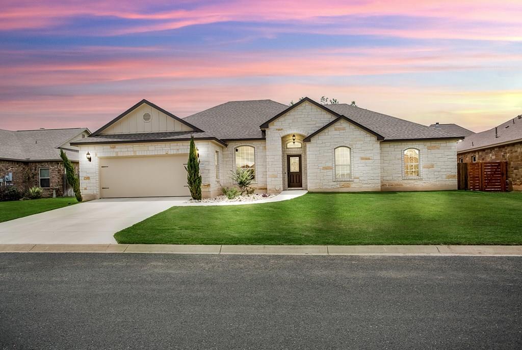 Sold by Savannah Sikes: 209 Dudley Way, Fredericksburg TX