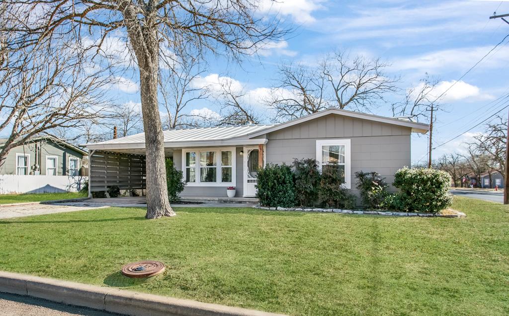 Sold by Savannah Sikes: 513 S Olive St, Fredericksburg TX