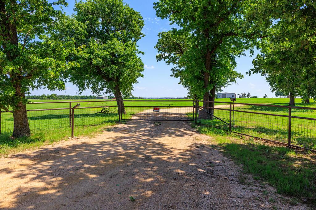 647 Eckert Rd, Fredericksburg Texas