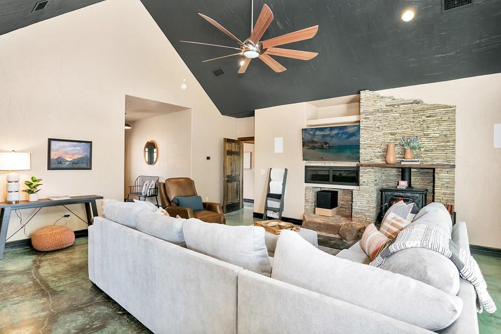 9848 W US Hwy 290, Fredericksburg TX luxury land for sale - Savannah Sikes, Fredericksburg luxury REALTOR - photo 6